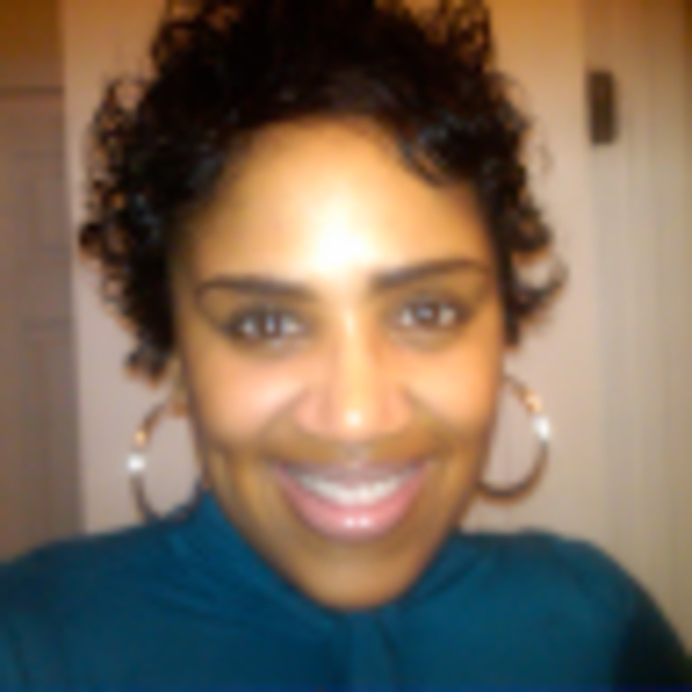 Meet your Posher, Dionne